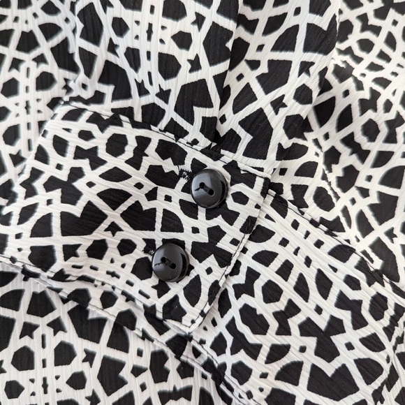 Notations Black and White Patterned Blouse - Picture 9 of 12